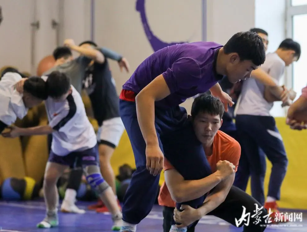 如何通过反馈分析提升篮球战术意识_1